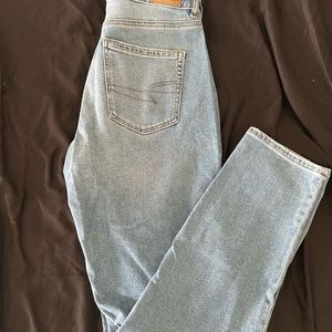 American Eagle stretch mom jeans!